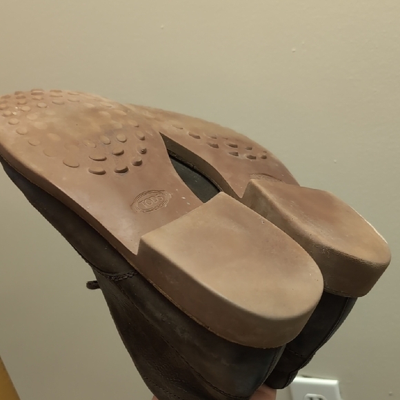 Tod's Men's Dark Brown Chukka Boots - Picture 5 of 9